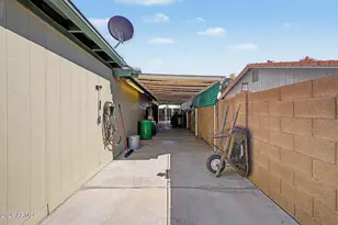 540 E Renee Dr, Phoenix, AZ 85024 - Photo 27