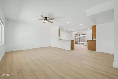 4141 W Las Palmaritas Drive, Phoenix, AZ 85051 - Photo 9