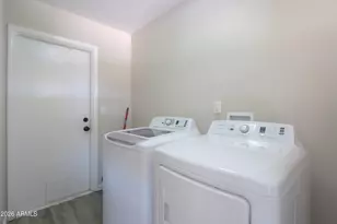 7953 W Sahuaro Dr, Peoria, AZ 85345 - Photo 23