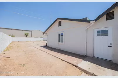 2802 N 36th Street #1, Phoenix, AZ 85008 - Photo 1