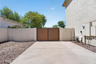 1933 E Gemini Pl, Chandler, AZ 85249 - Photo 5
