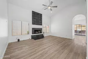 4354 E Dry Creek Rd, Phoenix, AZ 85044 - Photo 3