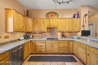 545 E Mesquite Avenue, Gilbert, AZ 85296 - Photo 5