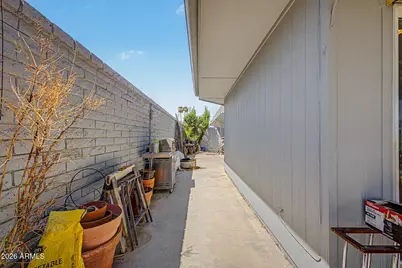 10189 W Pineaire Drive, Sun City, AZ 85351 - Photo 21