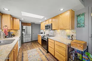 10189 W Pineaire Dr, Sun City, AZ 85351 - Photo 11