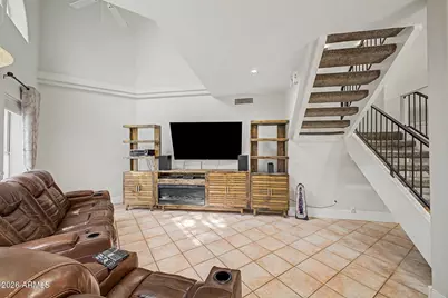 10228 N 12th Place #1, Phoenix, AZ 85020 - Photo 3