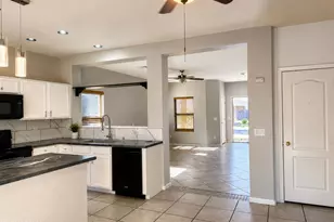 18530 W Legend Dr, Surprise, AZ 85374 - Photo 5
