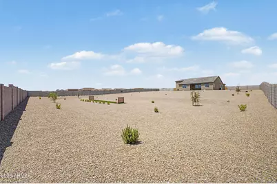 24409 W Duane Lane, Wittmann, AZ 85361 - Photo 21
