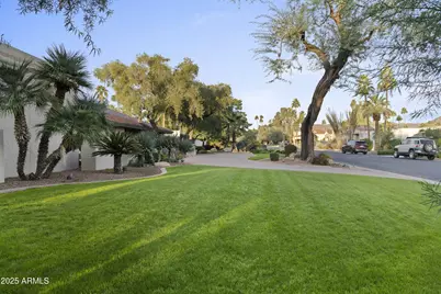 6131 E Naumann Drive, Paradise Valley, AZ 85253 - Photo 17
