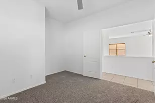 1114 E Pedro Rd, Phoenix, AZ 85042 - Photo 25