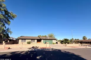 16401 N 37th Pl, Phoenix, AZ 85032 - Photo 13