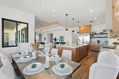 1636 W Donatello Drive, Phoenix, AZ 85086 - Photo 15