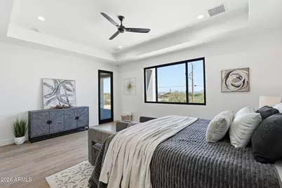 1636 W Donatello Drive, Phoenix, AZ 85086 - Photo 17