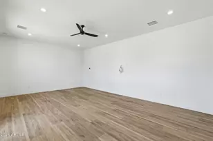 1636 W Donatello Dr, Phoenix, AZ 85086 - Photo 25