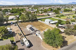 2266 E Willis Rd, Gilbert, AZ 85297 - Photo 31