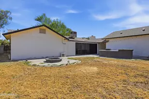 2266 E Willis Rd, Gilbert, AZ 85297 - Photo 77