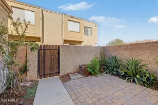 8113 E Glenrosa Ave, Scottsdale, AZ 85251 - Photo 3