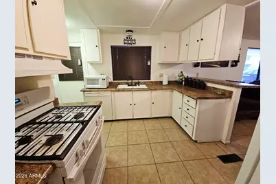 642 N 68th Avenue #79, Phoenix, AZ 85043 - Photo 9