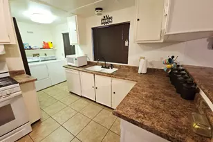 642 N 68th Ave, Phoenix, AZ 85043 - Photo 13