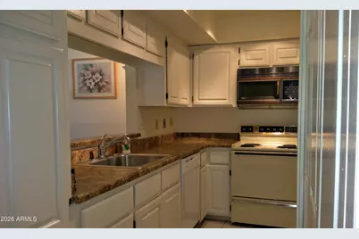5136 N 31st Place #621, Phoenix, AZ 85016 - Photo 5