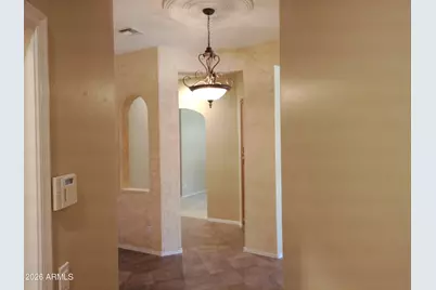 3018 W Sentinel Rock Road, Phoenix, AZ 85086 - Photo 11