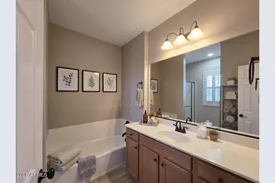 3853 E Branham Lane, Phoenix, AZ 85042 - Photo 7