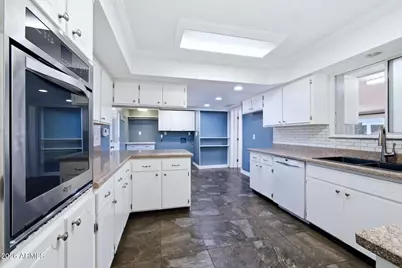 7750 N 17th Drive, Phoenix, AZ 85021 - Photo 7