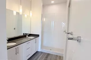 7300 E Earll Dr, Scottsdale, AZ 85251 - Photo 11