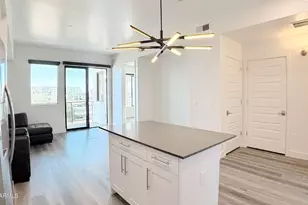 7300 E Earll Dr, Scottsdale, AZ 85251 - Photo 3
