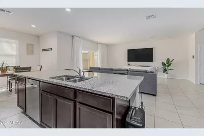 36627 W San Capistrano Avenue, Maricopa, AZ 85138 - Photo 9