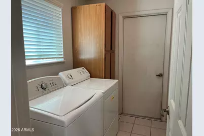 10624 W Griswold Road, Peoria, AZ 85345 - Photo 27