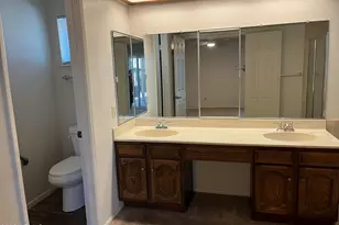 10624 W Griswold Rd, Peoria, AZ 85345 - Photo 17