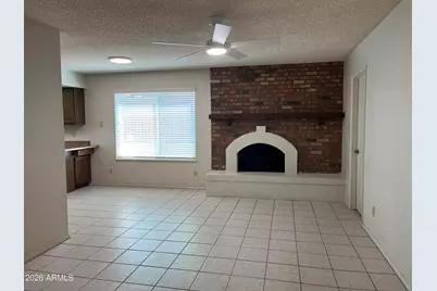 10624 W Griswold Road, Peoria, AZ 85345 - Photo 7