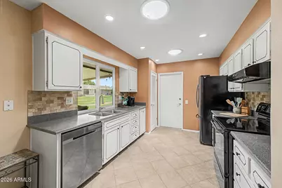 9618 W Long Hills Drive, Sun City, AZ 85351 - Photo 7