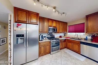 10821 W Roundelay Circle, Sun City, AZ 85351 - Photo 19