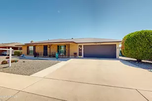 10821 W Roundelay Cir, Sun City, AZ 85351 - Photo 1