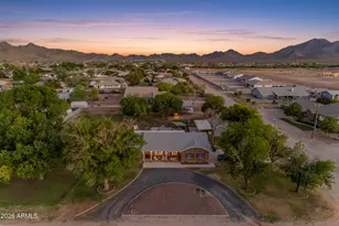 26213 S Grapefruit Dr, Queen Creek, AZ 85142 - Photo 1