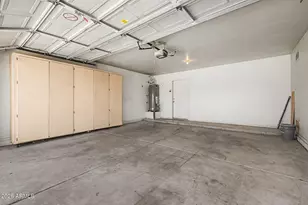 905 E Potter Dr, Phoenix, AZ 85024 - Photo 27