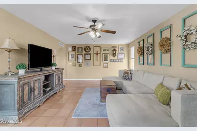6409 S Hazelton Lane, Tempe, AZ 85283 - Photo 21