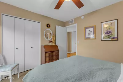 6409 S Hazelton Lane, Tempe, AZ 85283 - Photo 43