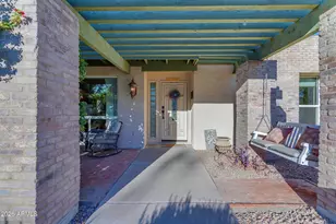 6409 S Hazelton Ln, Tempe, AZ 85283 - Photo 9