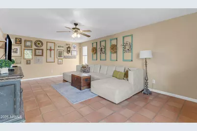 6409 S Hazelton Lane, Tempe, AZ 85283 - Photo 23