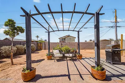 2544 E Marguerite Avenue, Phoenix, AZ 85040 - Photo 15