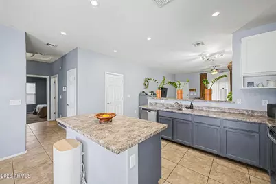 2544 E Marguerite Avenue, Phoenix, AZ 85040 - Photo 19