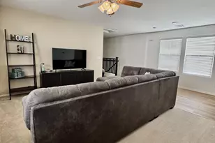 18546 W Legend Dr, Surprise, AZ 85374 - Photo 9