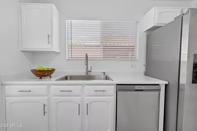 2923 E Muirwood Drive, Phoenix, AZ 85048 - Photo 5