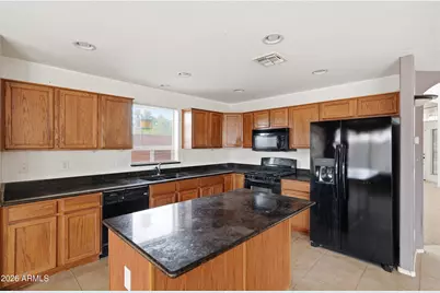 20470 N Tammy Street, Maricopa, AZ 85138 - Photo 11