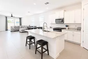 17318 W Sunnyslope Ln, Waddell, AZ 85355 - Photo 5