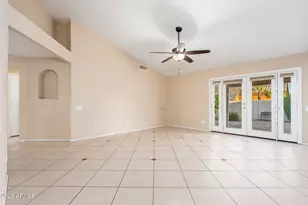 4139 E Siesta Ln, Phoenix, AZ 85050 - Photo 5