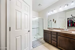 12118 W Hide Trail, Peoria, AZ 85383 - Photo 27